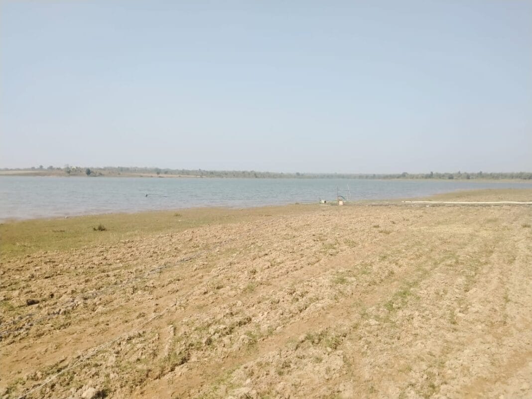 गुड न्यूज: किसानों के लिए वरदान बने दुर्गापुर के अमृत सरोवर