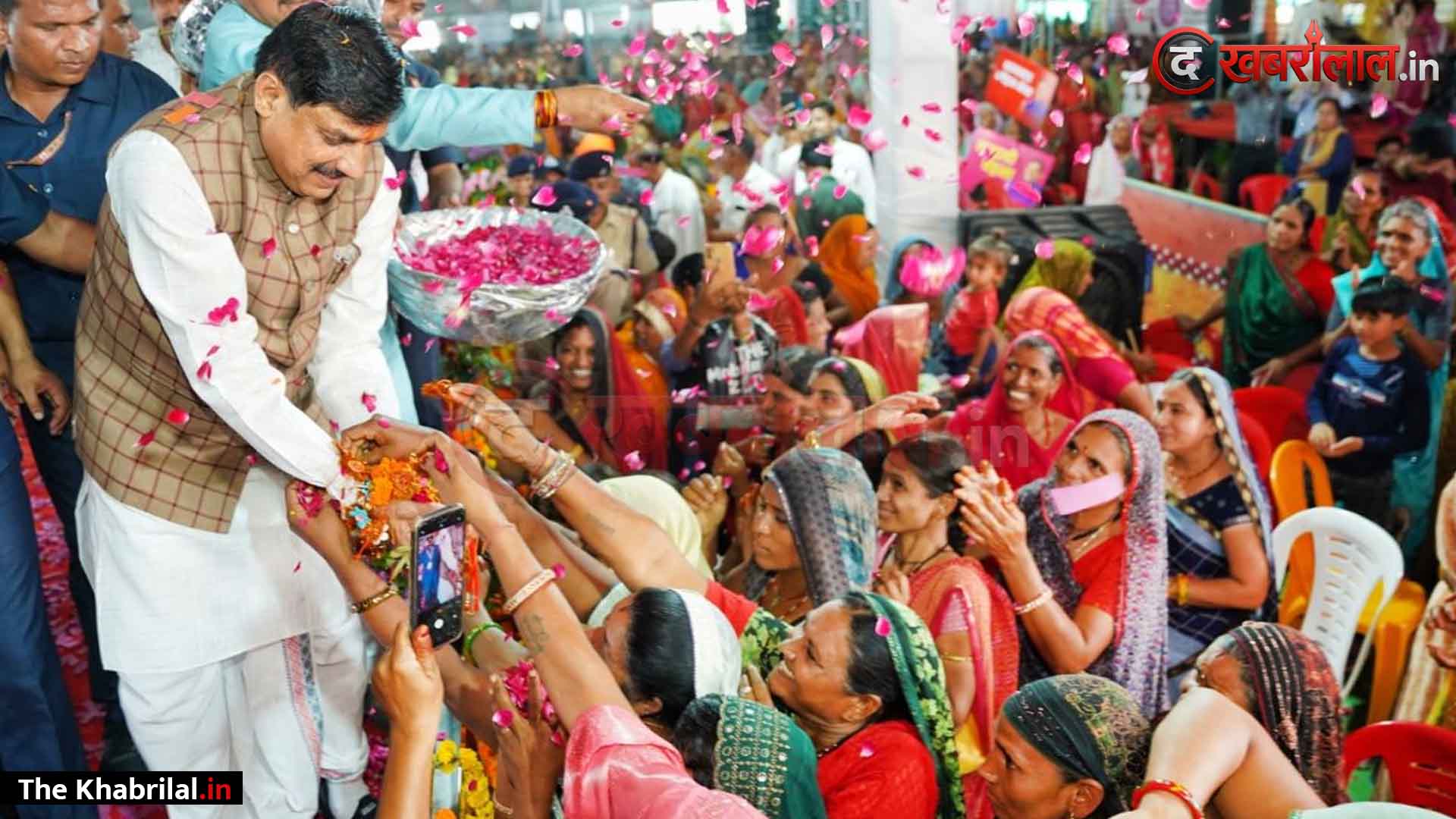 MP में 21 साल बाद फिर दौड़ेंगी सरकारी बसें: रक्षाबंधन पर बहनों को ‘मुख्यमंत्री सुगम परिवहन सेवा’ की बड़ी सौगात; जुलाई से इंदौर संभाग में शुरू होगा संचालन, सातों संभागों का पूरा प्लान तैयार