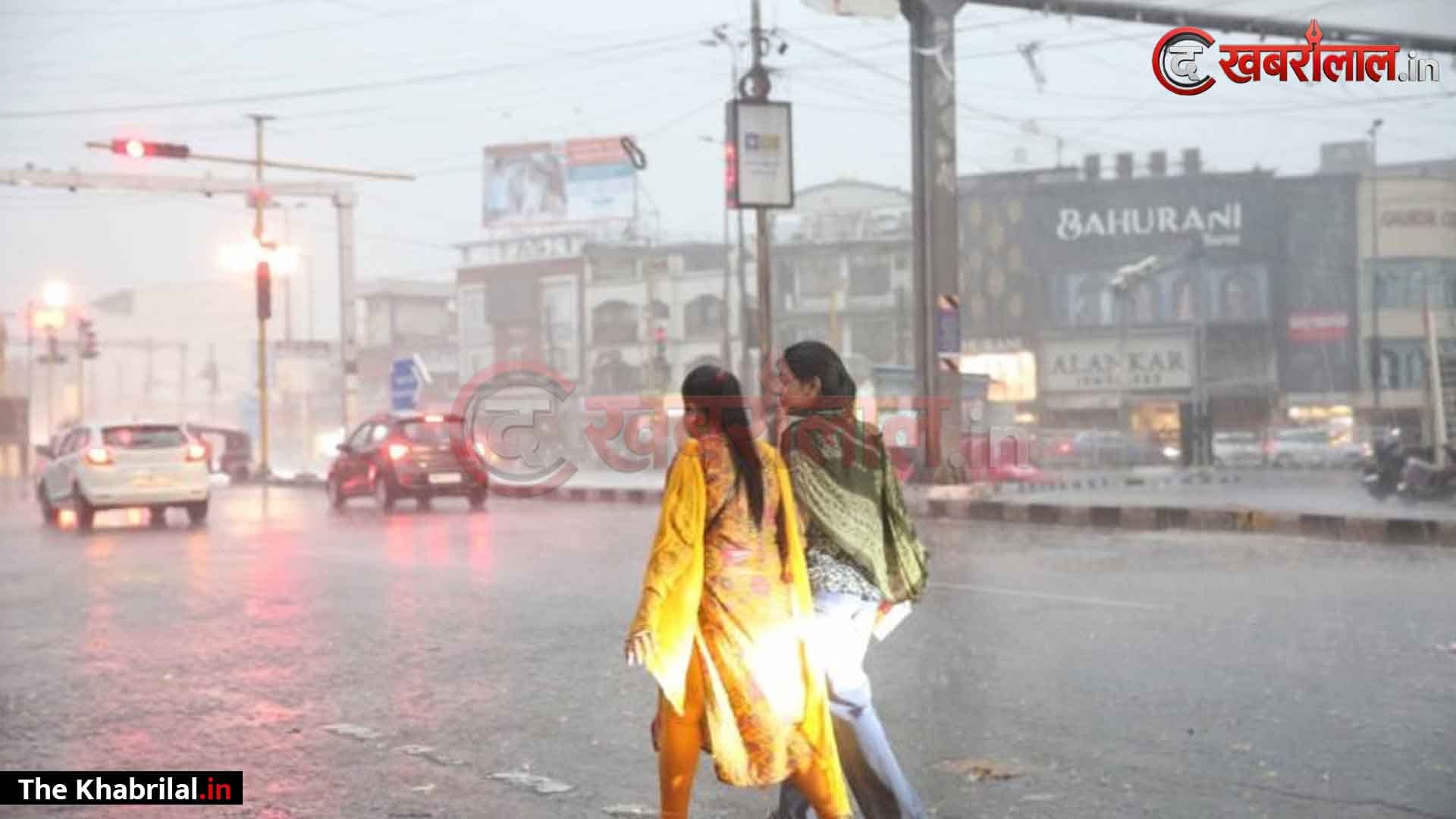 एमपी में आखिरकार मानसून की ग्रैंड एंट्री! सामान्य से 9 दिन की देरी से पहुंचा; भोपाल-इंदौर समेत 42 जिलों में आंधी और भारी बारिश का अलर्ट