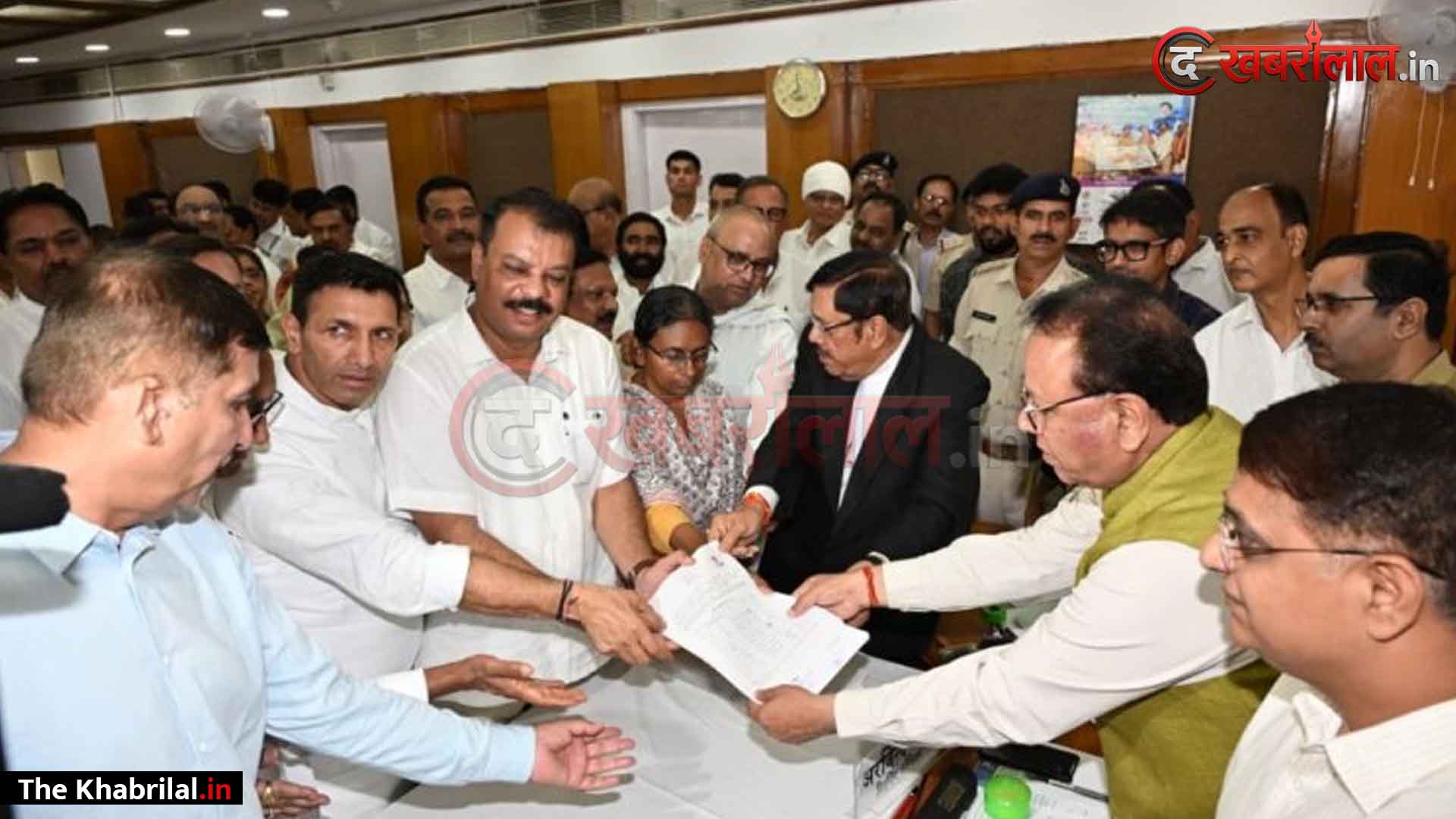 एमपी राज्यसभा चुनाव में महा-सियासी भूचाल: कांग्रेस प्रत्याशी मीनाक्षी नटराजन का नामांकन पत्र खारिज; रनवे से वापस लौटा विधायकों का विमान, CM मोहन यादव का तीखा हमला