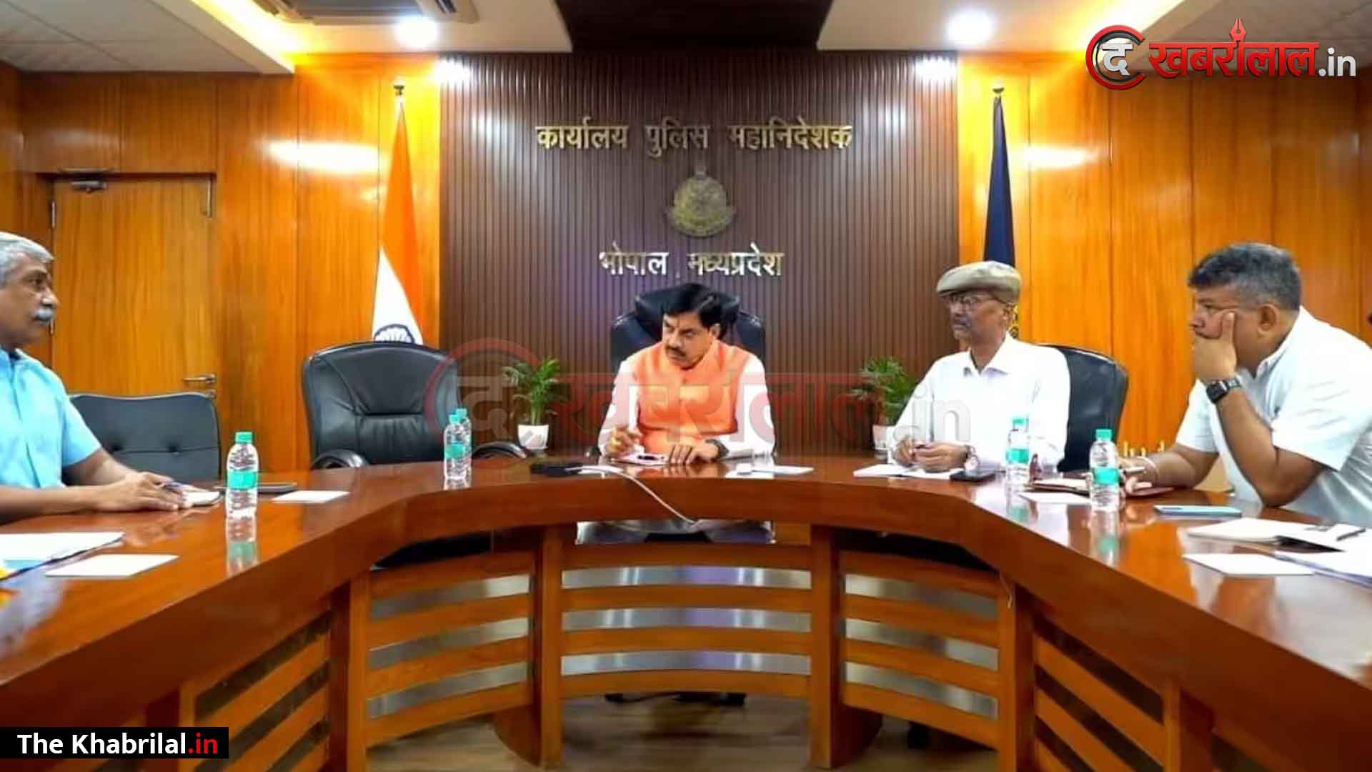मध्य प्रदेश विधानसभा के पटल पर रखा गया UCC अध्यादेश, मुख्यमंत्री डॉ. मोहन यादव बोले: ‘राम, रहीम और रॉबिन सबके लिए होगा एक कानून; हमारी मुस्लिम बहनों को हलाला जैसी कुरीतियों से मिलेगी स्थायी मुक्ति’