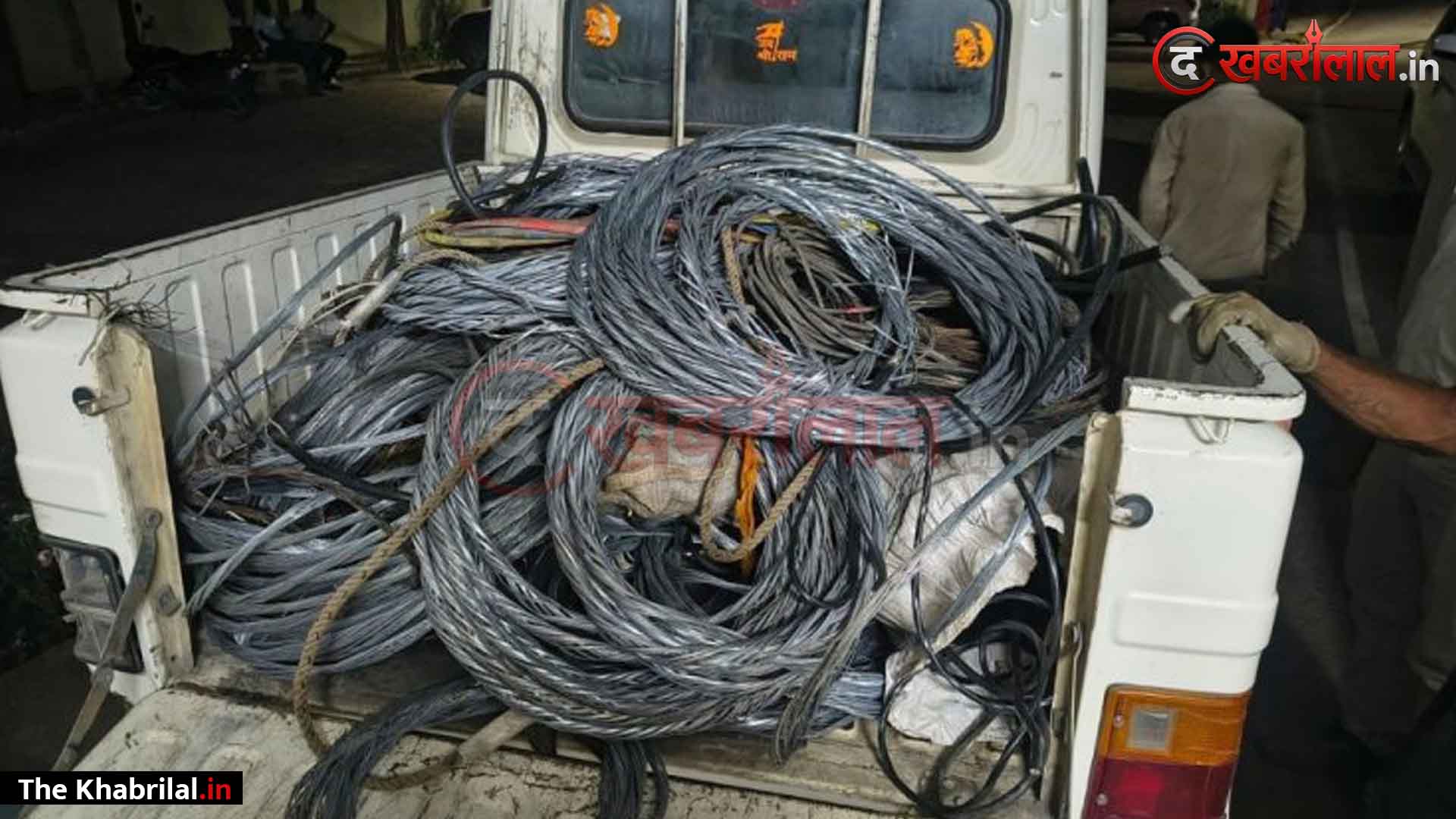 सिंगरौली में अडानी समूह के प्लांट परिसर में हुई लाखों की चोरी का पर्दाफाश, बंधौरा पुलिस ने दबोचा शातिर चोर: घर से 3.50 लाख का कॉपर-एल्यूमीनियम केबल और सीलिंग वायर बरामद; आरोपी पर बीएनएस के तहत मुकदमा