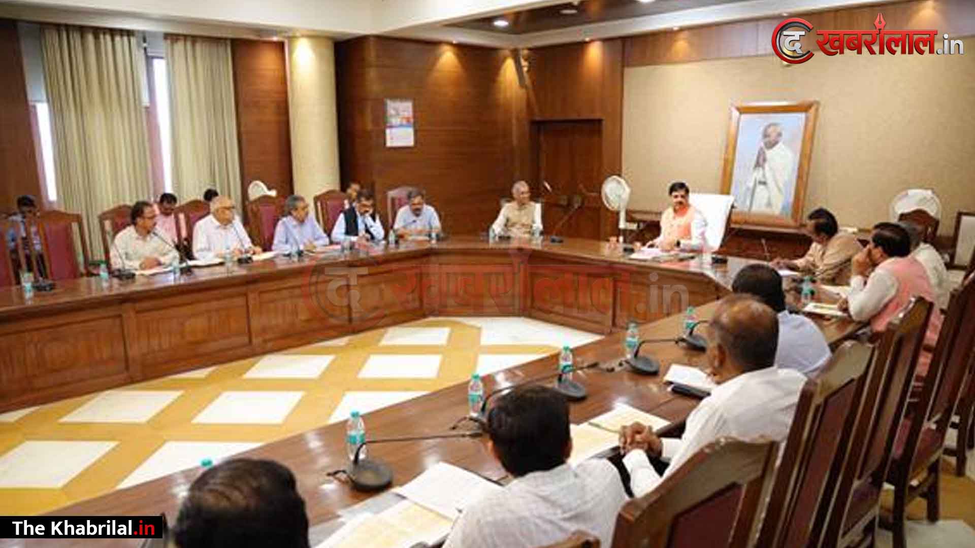 मध्य प्रदेश में गुरु पूर्णिमा पर व्यापक स्तर पर आयोजित होगा ‘महर्षि सांदीपनि श्रद्धा पर्व’, मुख्यमंत्री डॉ. मोहन यादव बोले: ‘गुरु ही अज्ञान के अंधकार से ज्ञान के प्रकाश की ओर ले जाते हैं; प्रदेश के हर स्कूल-कॉलेज में होगा गुरु पूजन’