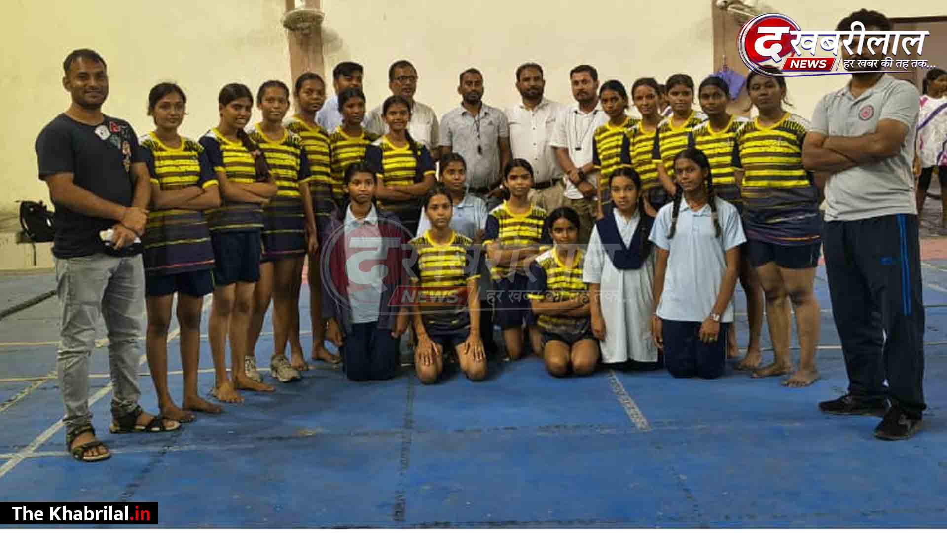 रामनगर के आजाद मैदान में बालिकाओं ने दिखाया खेल का दमखम, अमरपाटन में होने वाली जिला स्तरीय प्रतियोगिता के लिए चयनित