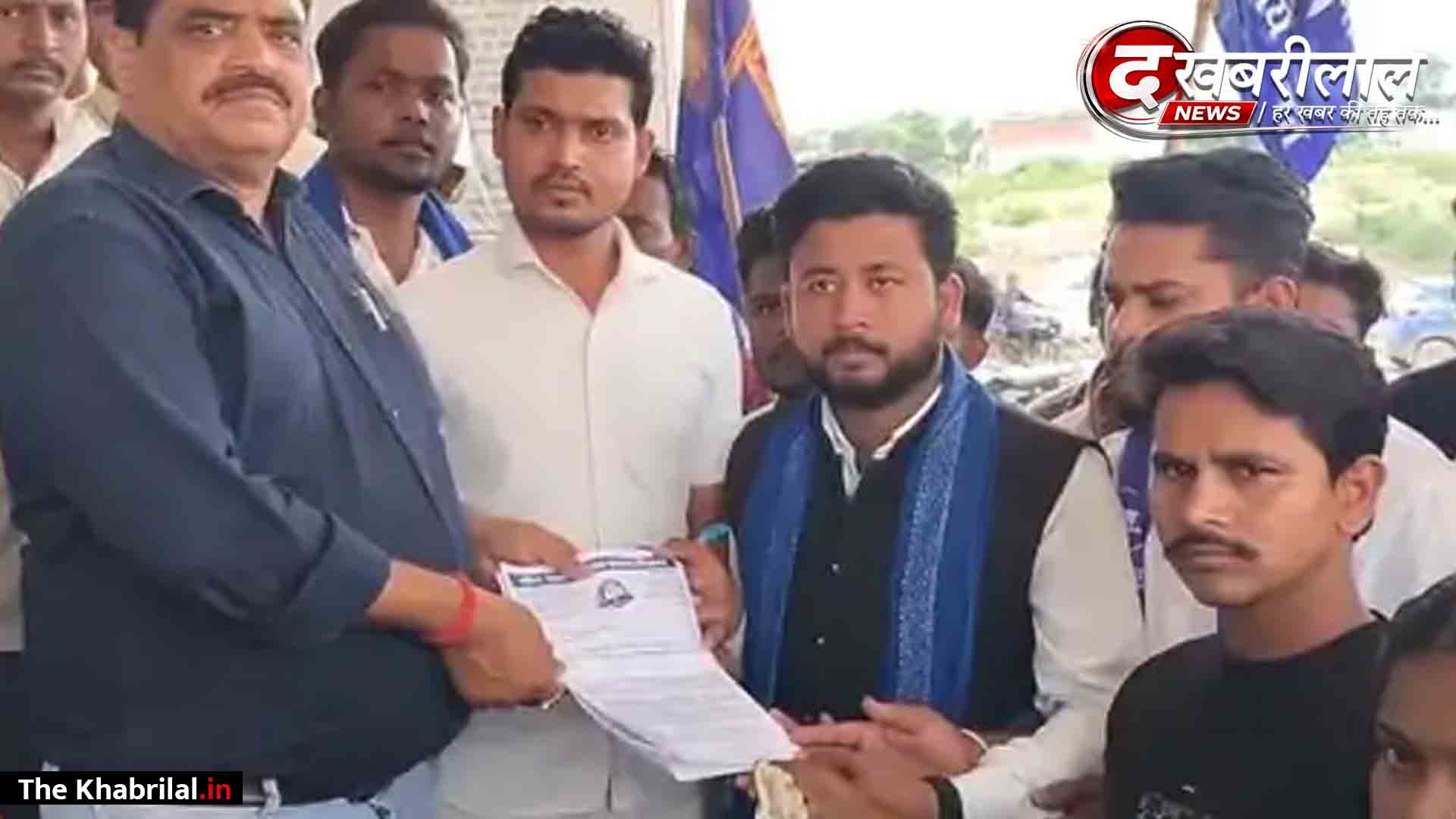 मैहर में जंगली हाथी ‘E-5’ की दहशत से कांप रहे ग्रामीण: भीम आर्मी ने कलेक्टर के नाम सौंपा ज्ञापन; रेस्क्यू कर बांधवगढ़ भेजने और 24 घंटे गश्त की मांग